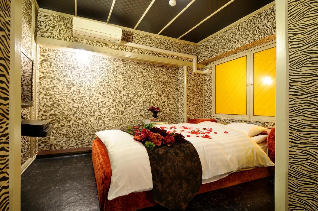 Hotel Namba Alpha (Adults Only) Osaka Zewnętrze zdjęcie