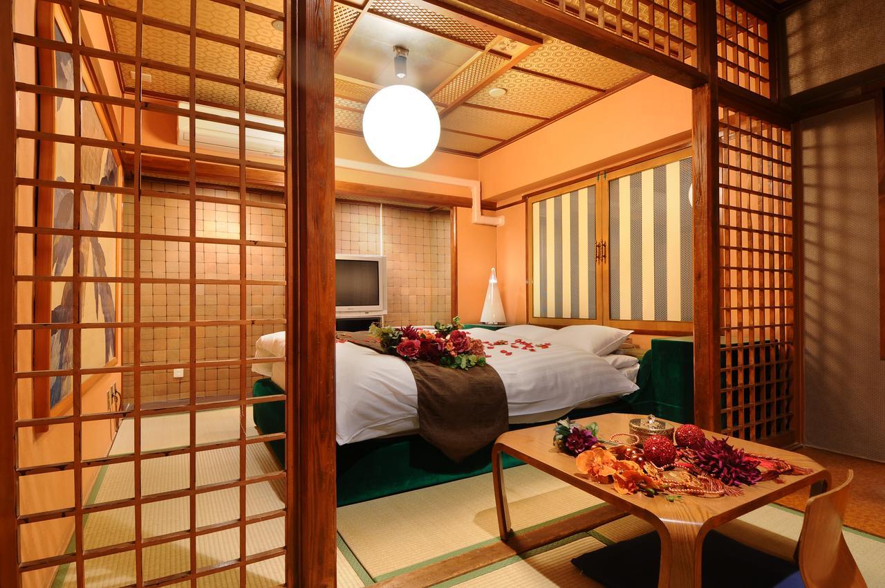 Hotel Namba Alpha (Adults Only) Osaka Zewnętrze zdjęcie